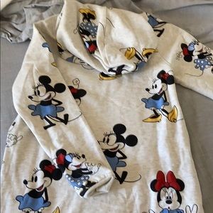Ladies Minnie Mouse sweater
